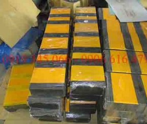 Đệm chống va chữ D